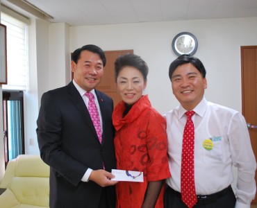 광주은행 후원물품(상품권) 전달 이미지