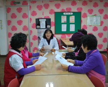 2013년 1월 사랑의 식당 위생교육 실시 이미지