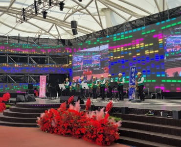 [노인자원봉사활성화지원사업] 메아리봉사단 곡성세계장미축제 색소폰 공연 이미지