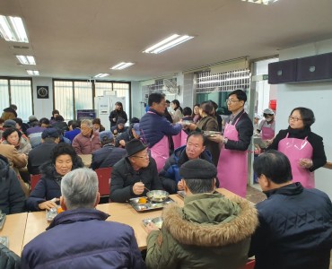 사랑의 식당 배식 봉사 이미지