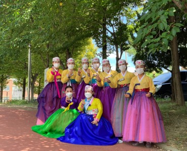 [평생교육지원사업] 샤이니스타를 찾아라 광주지역 예선대회 참가(전통무용반) 이미지